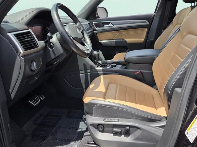 2022 Volkswagen Atlas Cross Sport 3.6L V6 SEL Premium R-Line