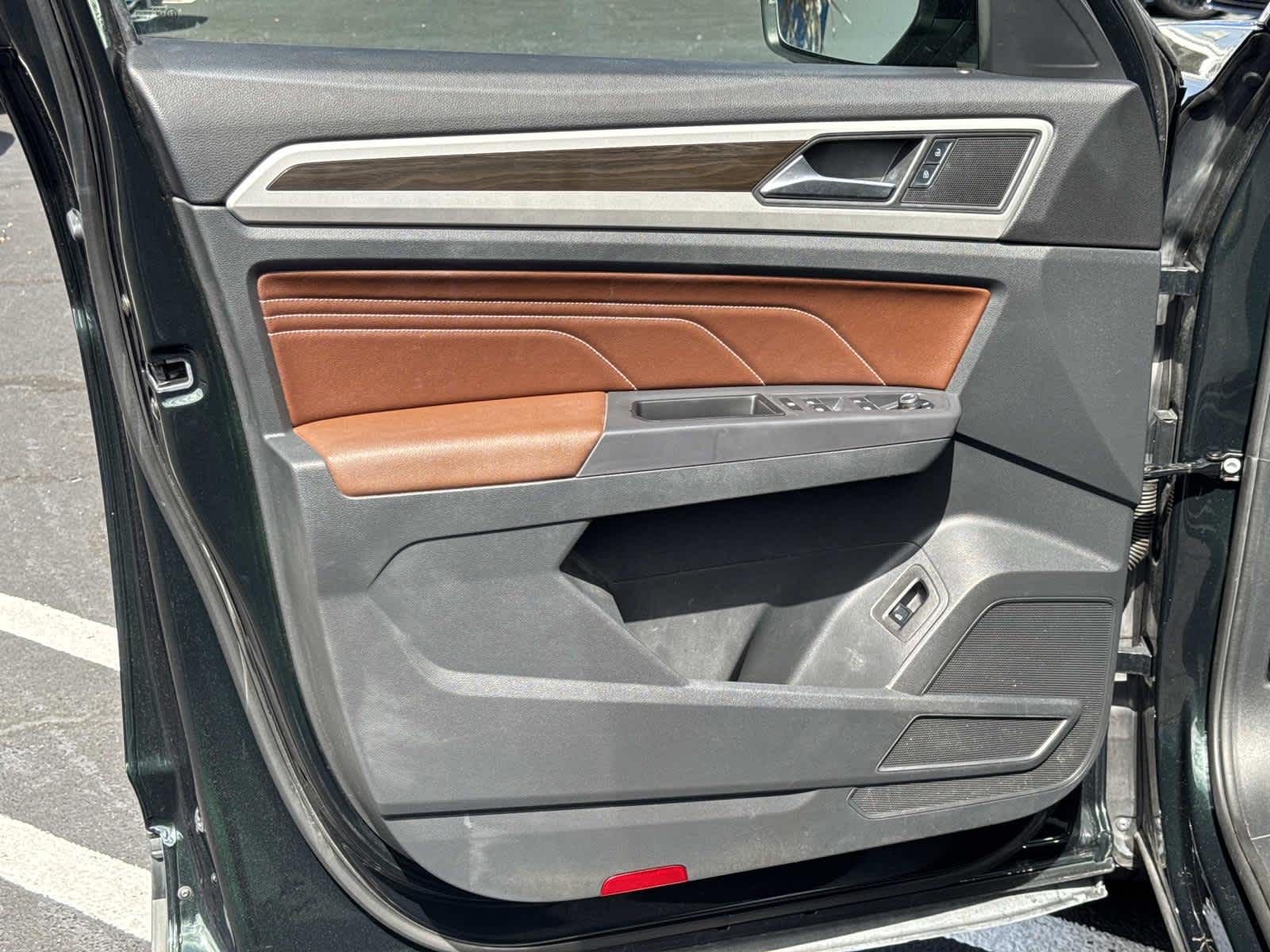 2021 Volkswagen Atlas 3.6L V6 SE w/Technology