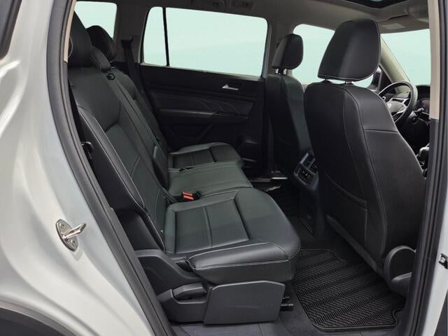 2023 Volkswagen Atlas 3.6L V6 SEL R-Line Black