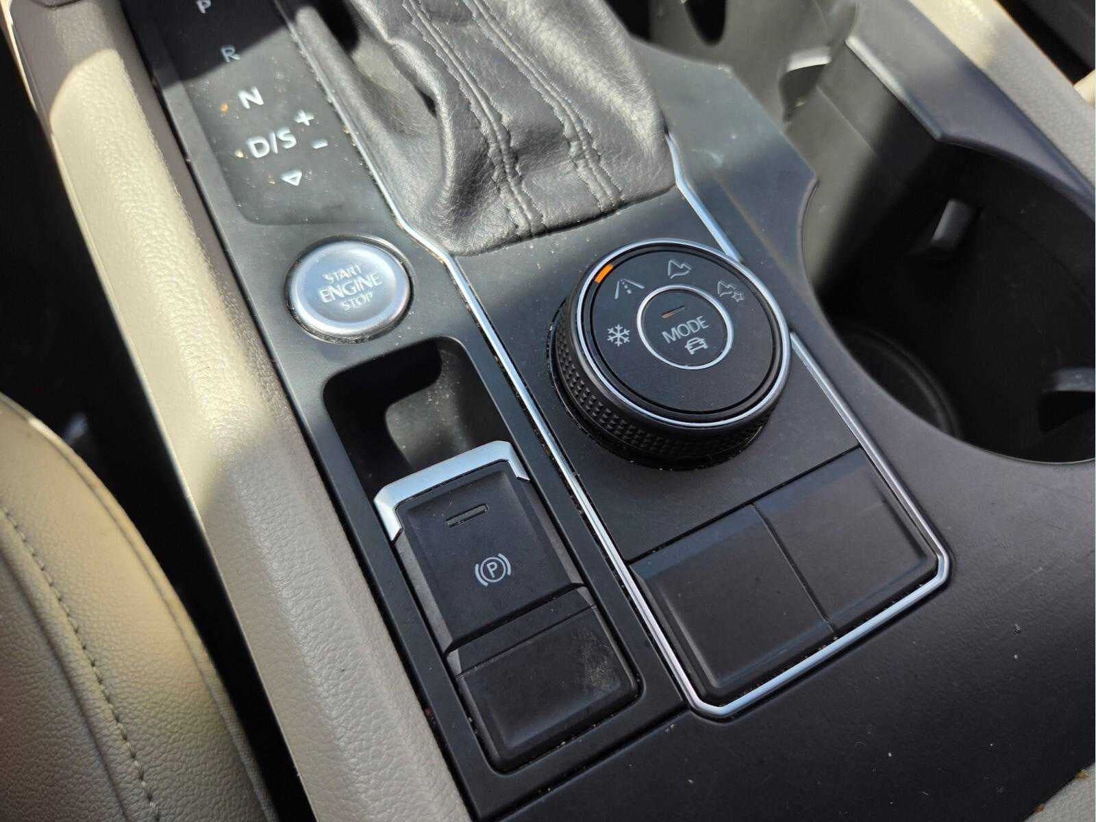 2019 Volkswagen Atlas 3.6L V6 SE w/Technology