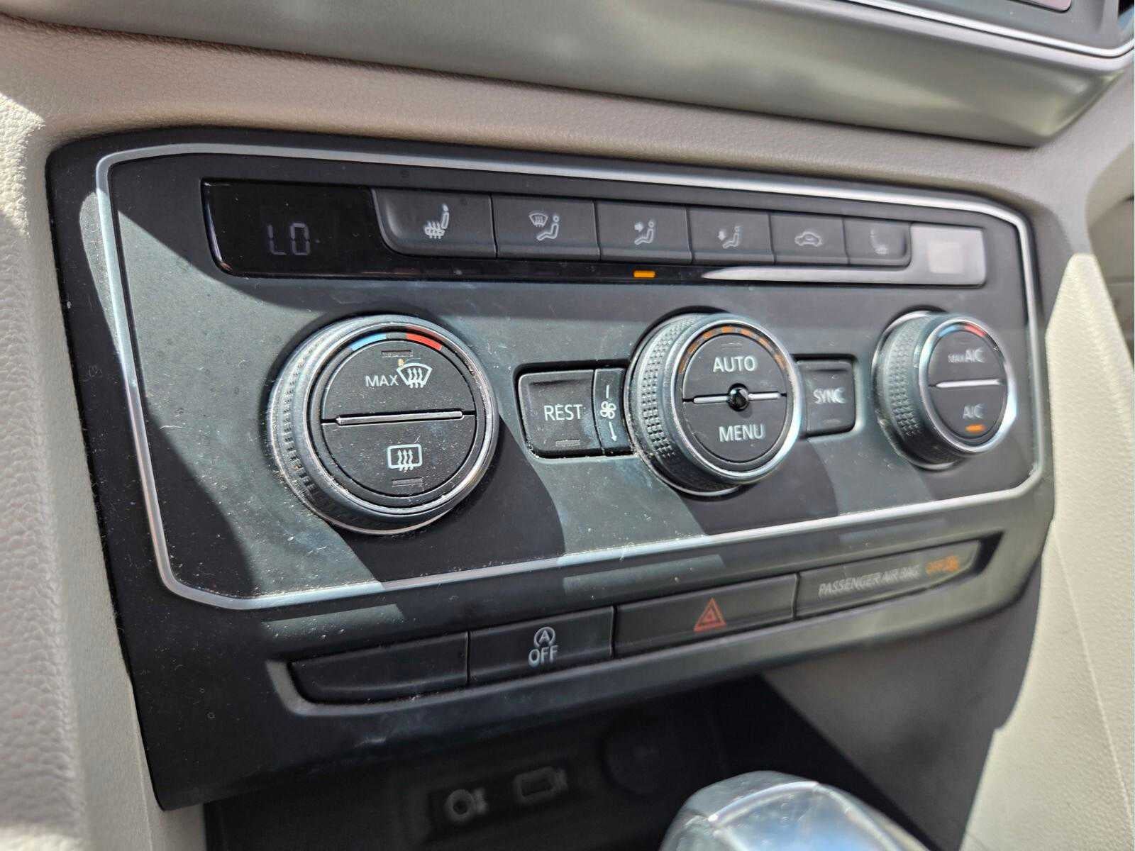 2019 Volkswagen Atlas 3.6L V6 SE w/Technology