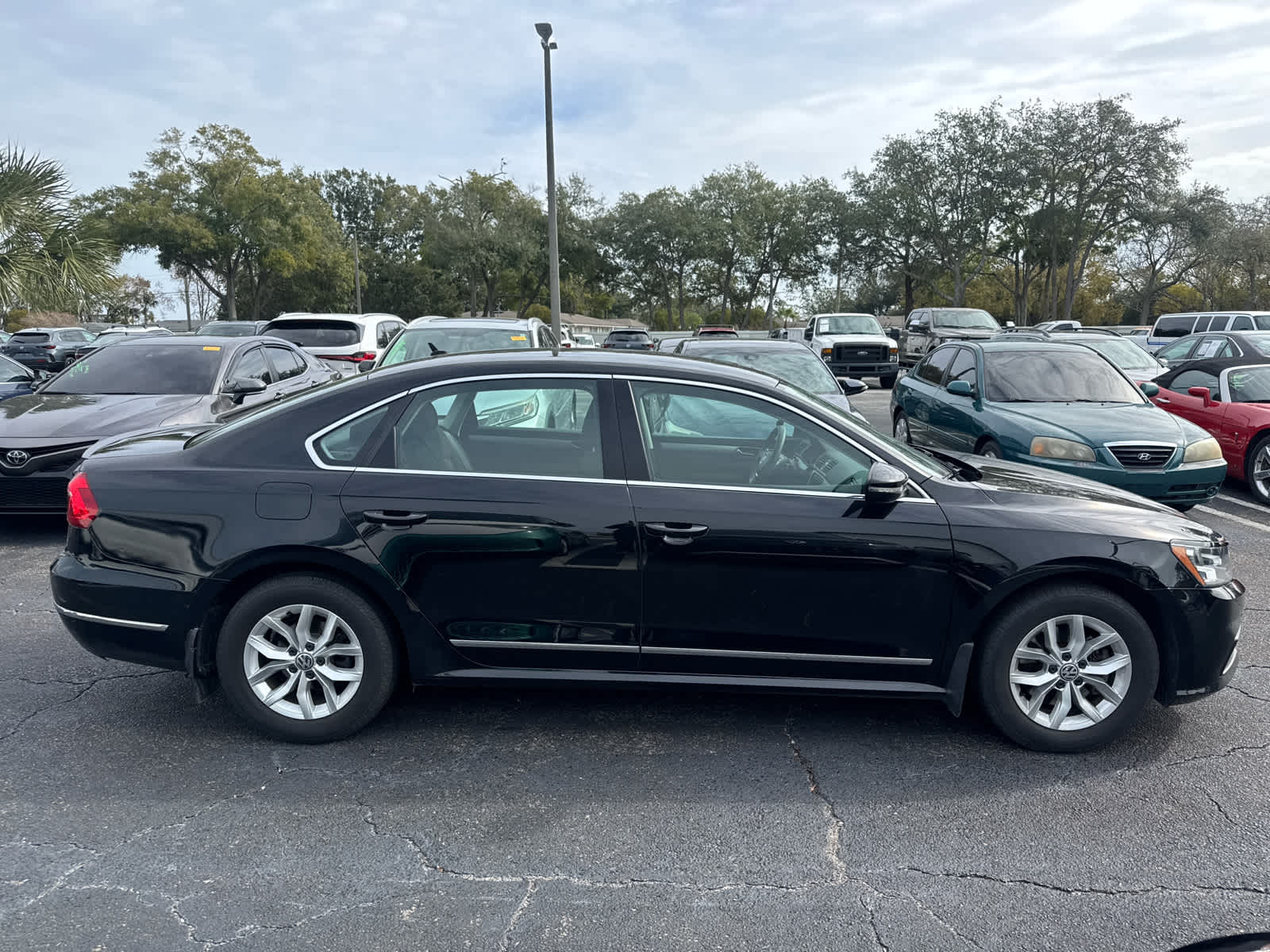 2017 Volkswagen Passat 1.8T S
