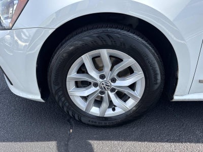 2016 Volkswagen Passat 1.8T S