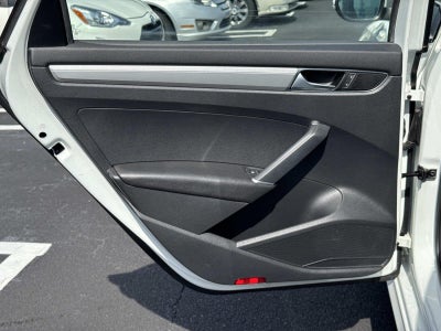 2016 Volkswagen Passat 1.8T S