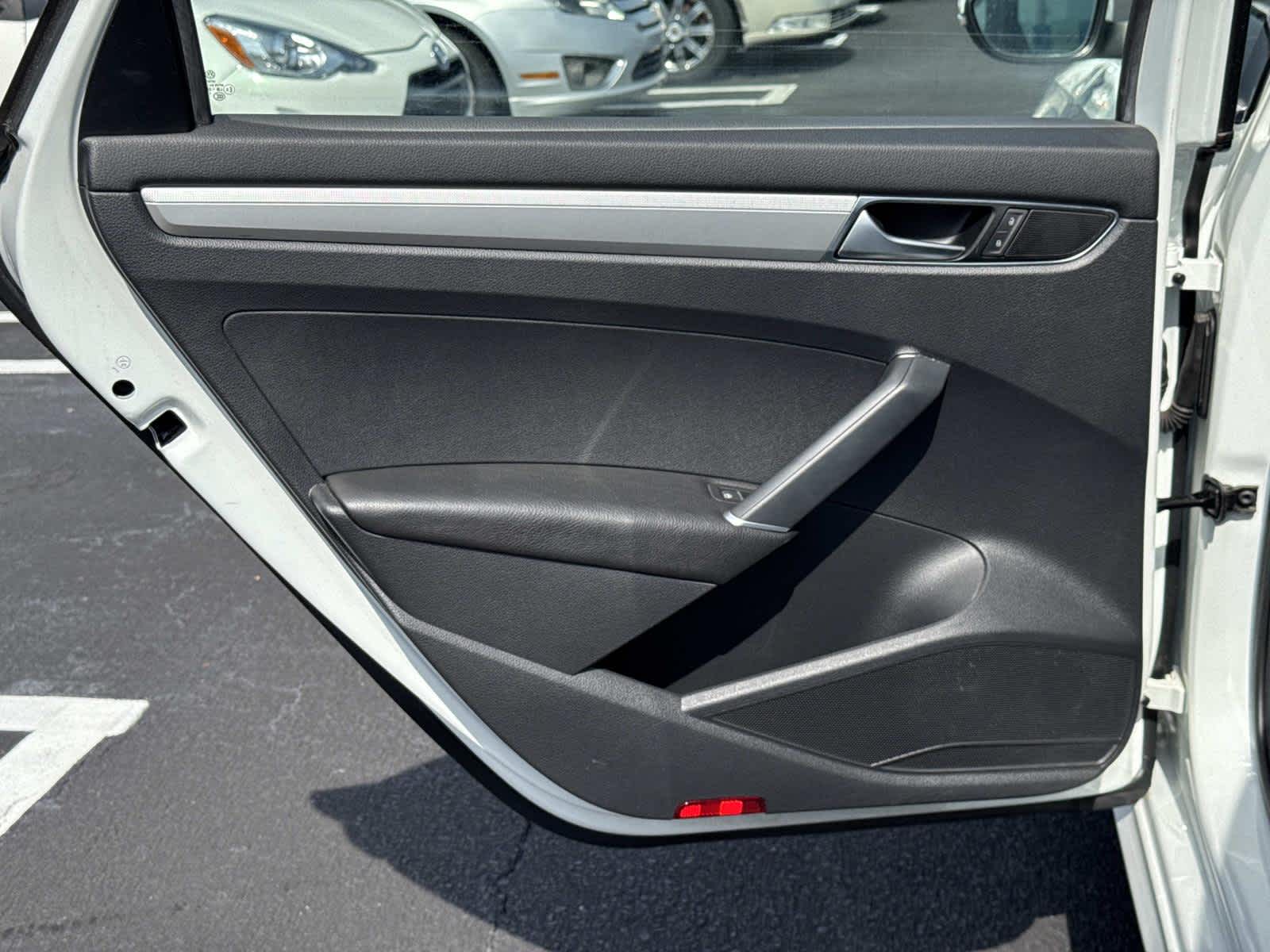 2016 Volkswagen Passat 1.8T S