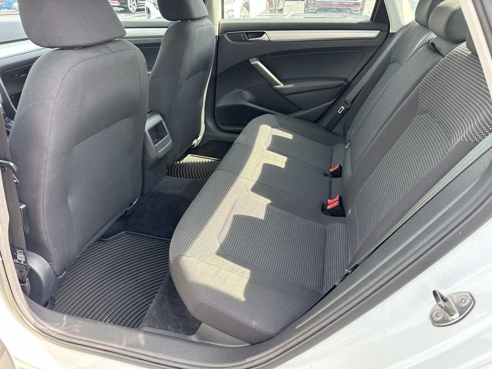 2016 Volkswagen Passat 1.8T S