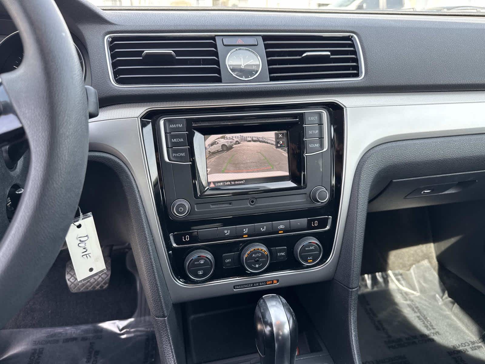 2016 Volkswagen Passat 1.8T S