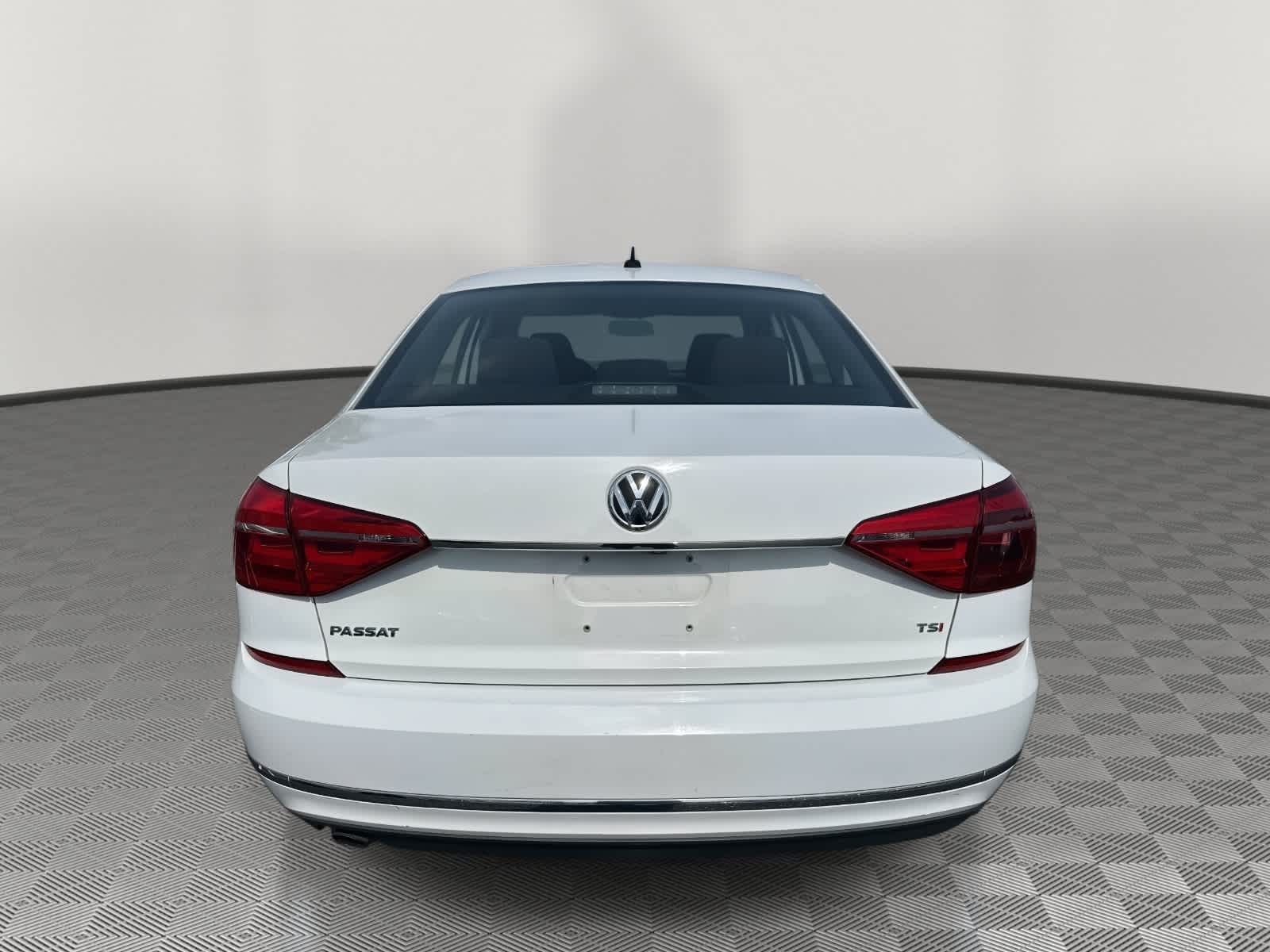 2016 Volkswagen Passat 1.8T S