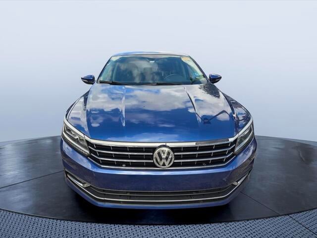 2016 Volkswagen Passat 3.6L V6 SEL Premium