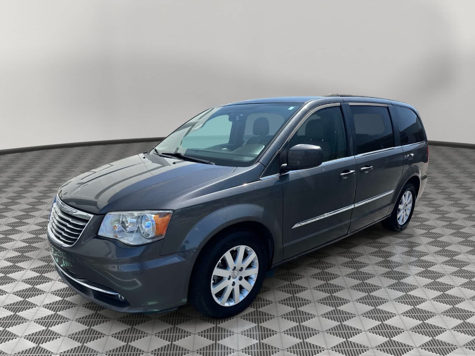 2016 Chrysler Town & Country Touring