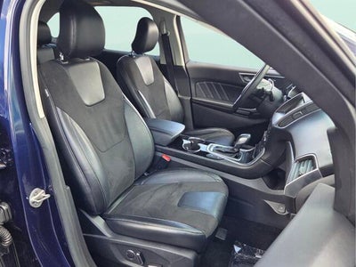 2016 Ford Edge Sport