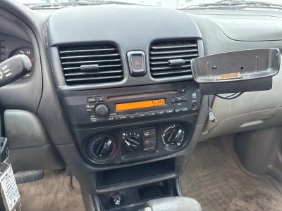 2004 Nissan Sentra Base