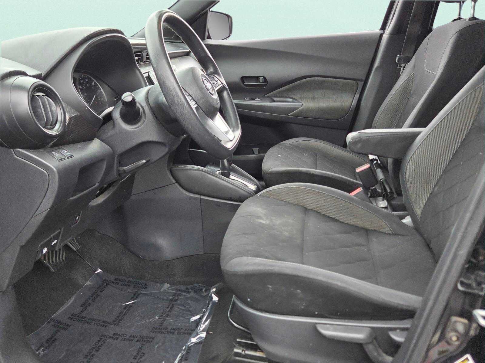 2019 Nissan Kicks S