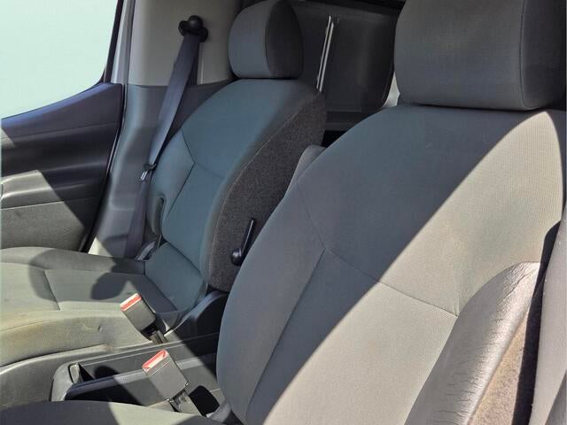 2015 Nissan NV200 SV