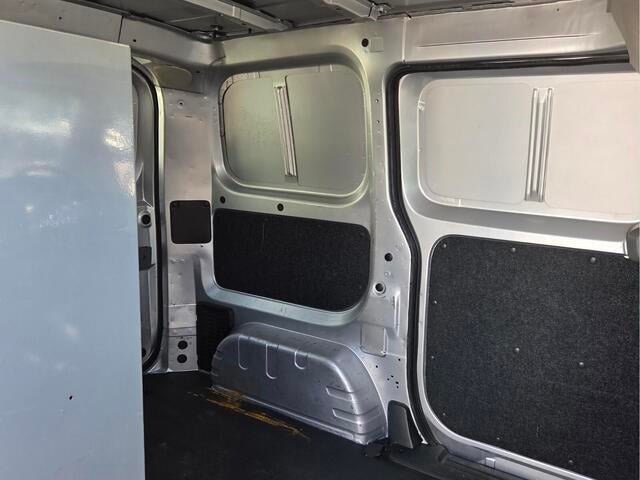 2015 Nissan NV200 SV