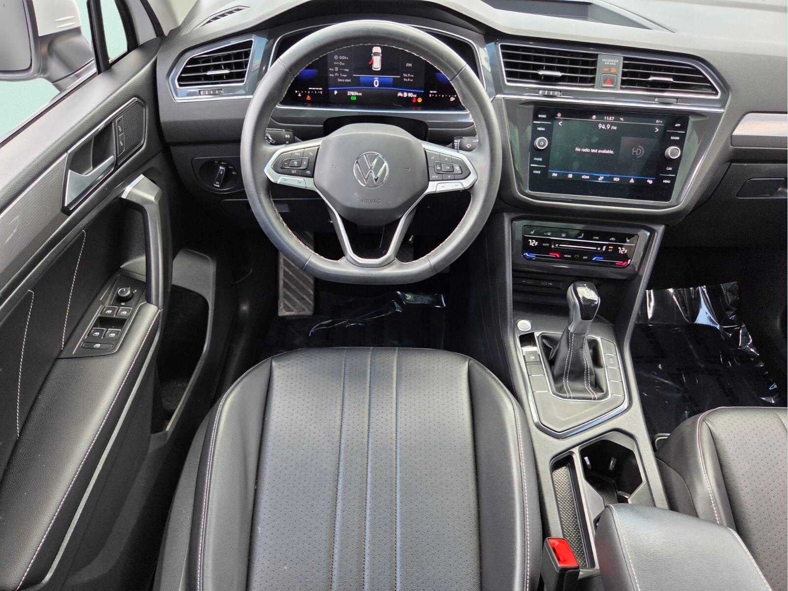 2022 Volkswagen Tiguan SE