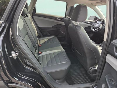 2024 Volkswagen Taos SEL