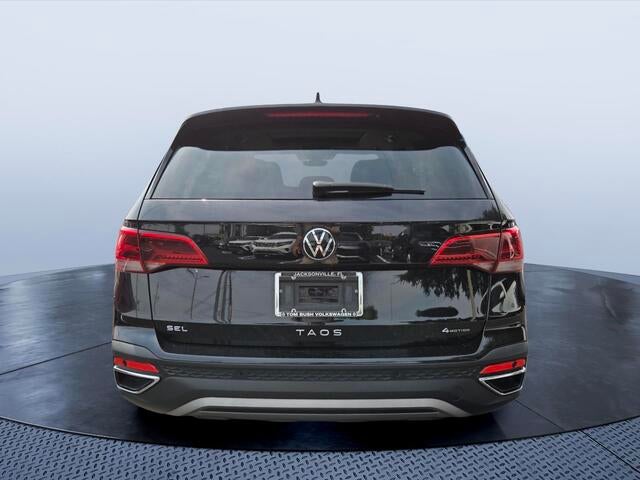 2024 Volkswagen Taos SEL