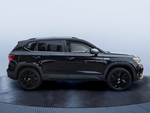 2024 Volkswagen Taos SEL