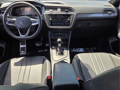 2023 Volkswagen Tiguan SE R-Line Black