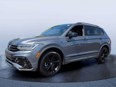 2023 Volkswagen Tiguan SE R-Line Black