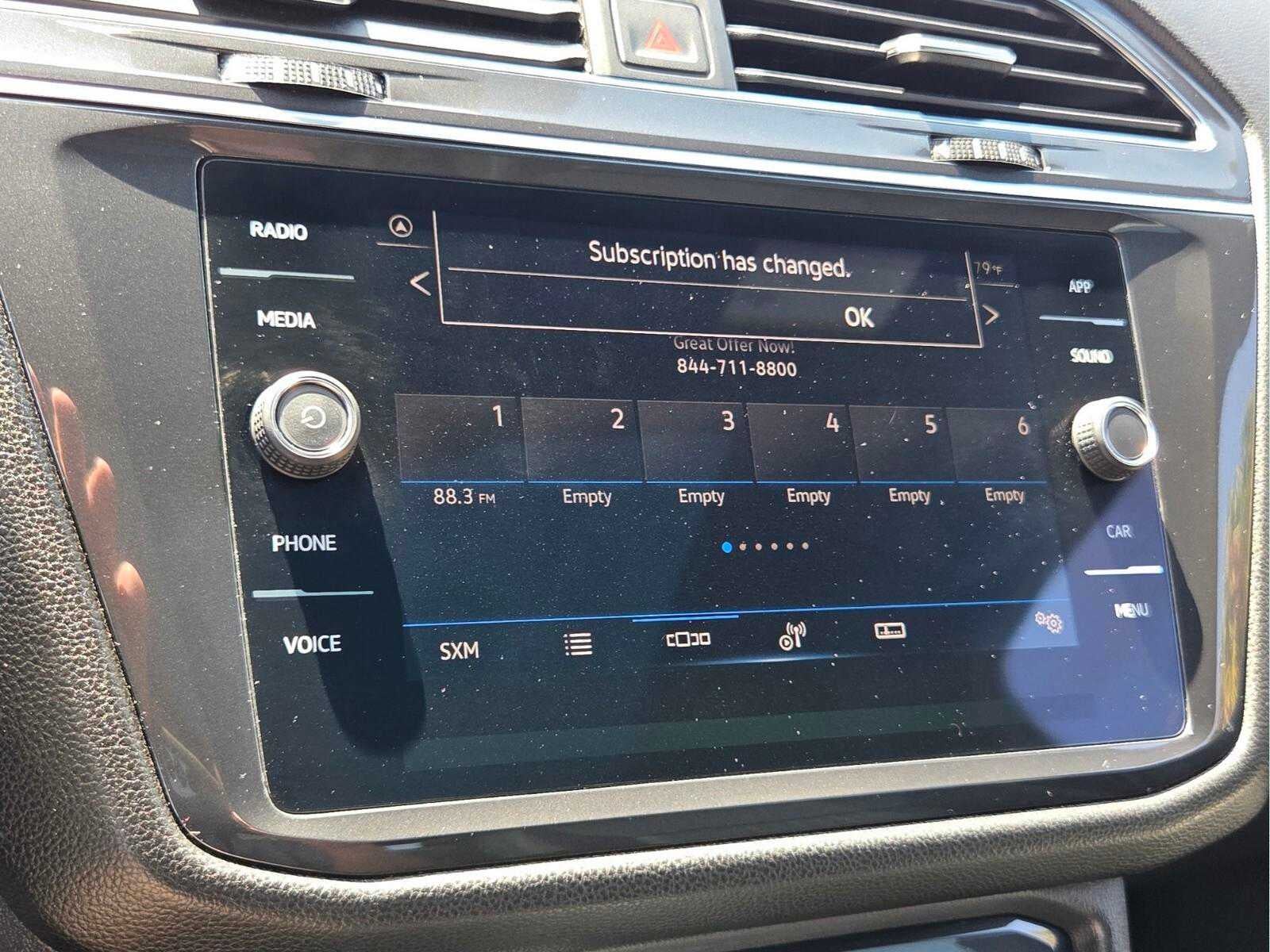 2023 Volkswagen Tiguan SE R-Line Black