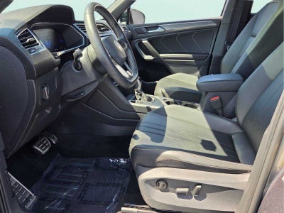 2023 Volkswagen Tiguan SE R-Line Black