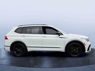 2022 Volkswagen Tiguan SE R-Line Black