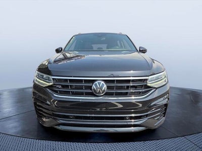 2024 Volkswagen Tiguan SE R-Line Black