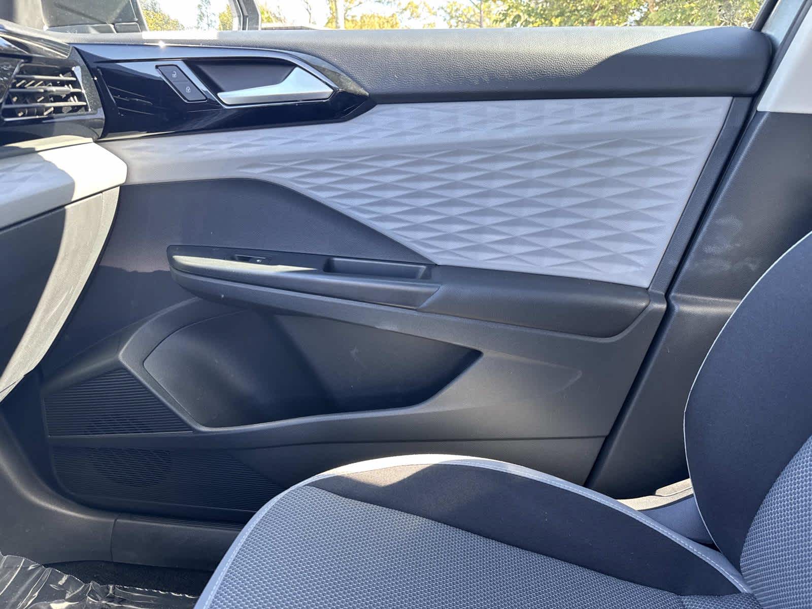 2023 Volkswagen Taos S