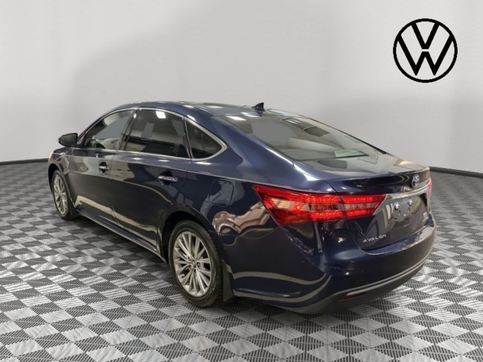 2017 Toyota Avalon Hybrid Limited