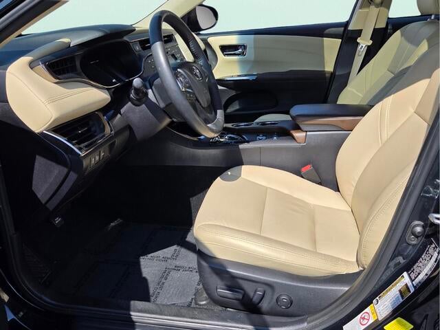 2018 Toyota Avalon Hybrid XLE Premium