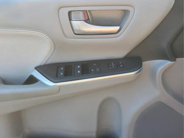 2016 Toyota Camry XLE