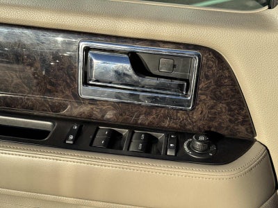 2015 Lincoln Navigator Base