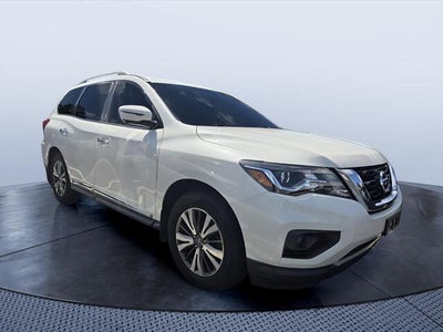 2017 Nissan Pathfinder SL