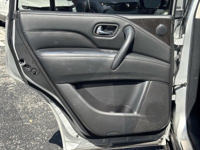 2022 INFINITI QX80 LUXE