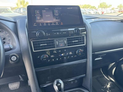 2022 INFINITI QX80 LUXE