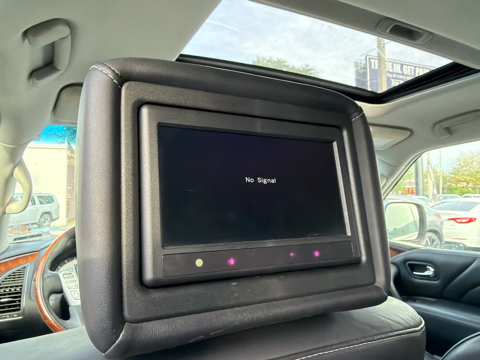 2015 INFINITI QX80 Base