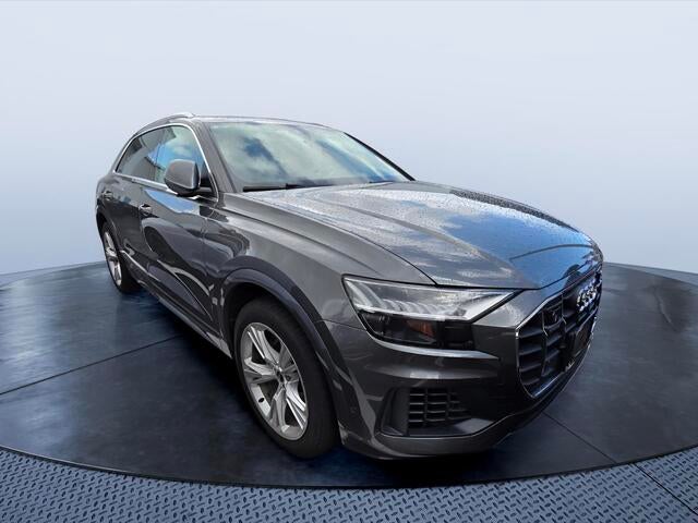 2021 Audi Q8 Premium Plus