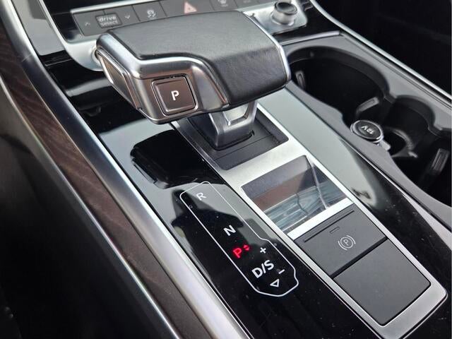 2021 Audi Q8 Premium Plus