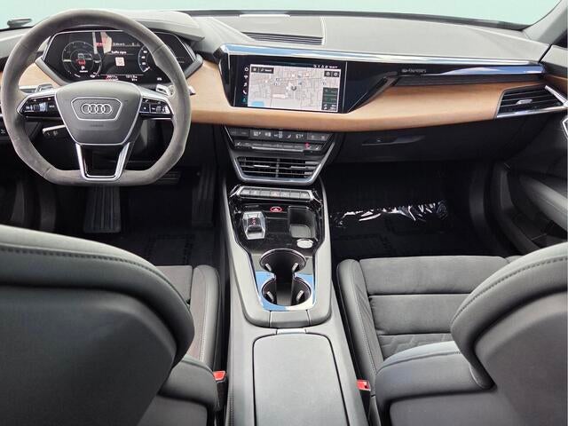 2022 Audi e-tron GT Premium Plus