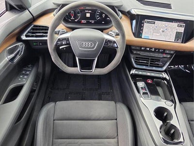 2022 Audi e-tron GT Premium Plus