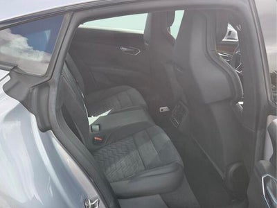 2022 Audi e-tron GT Premium Plus