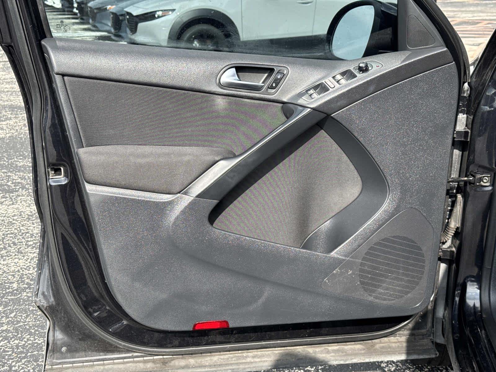 2017 Volkswagen Tiguan Base