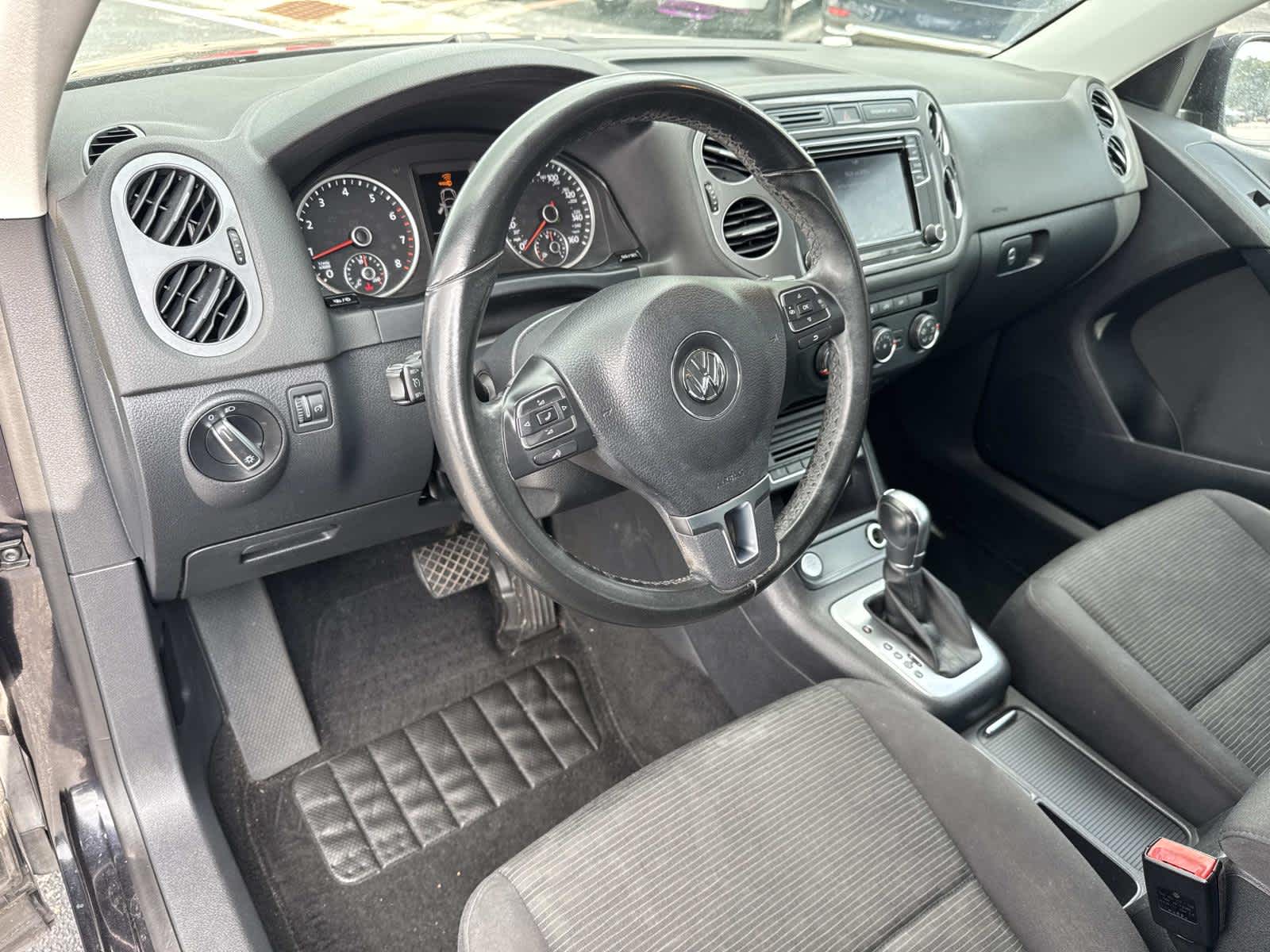 2017 Volkswagen Tiguan Base