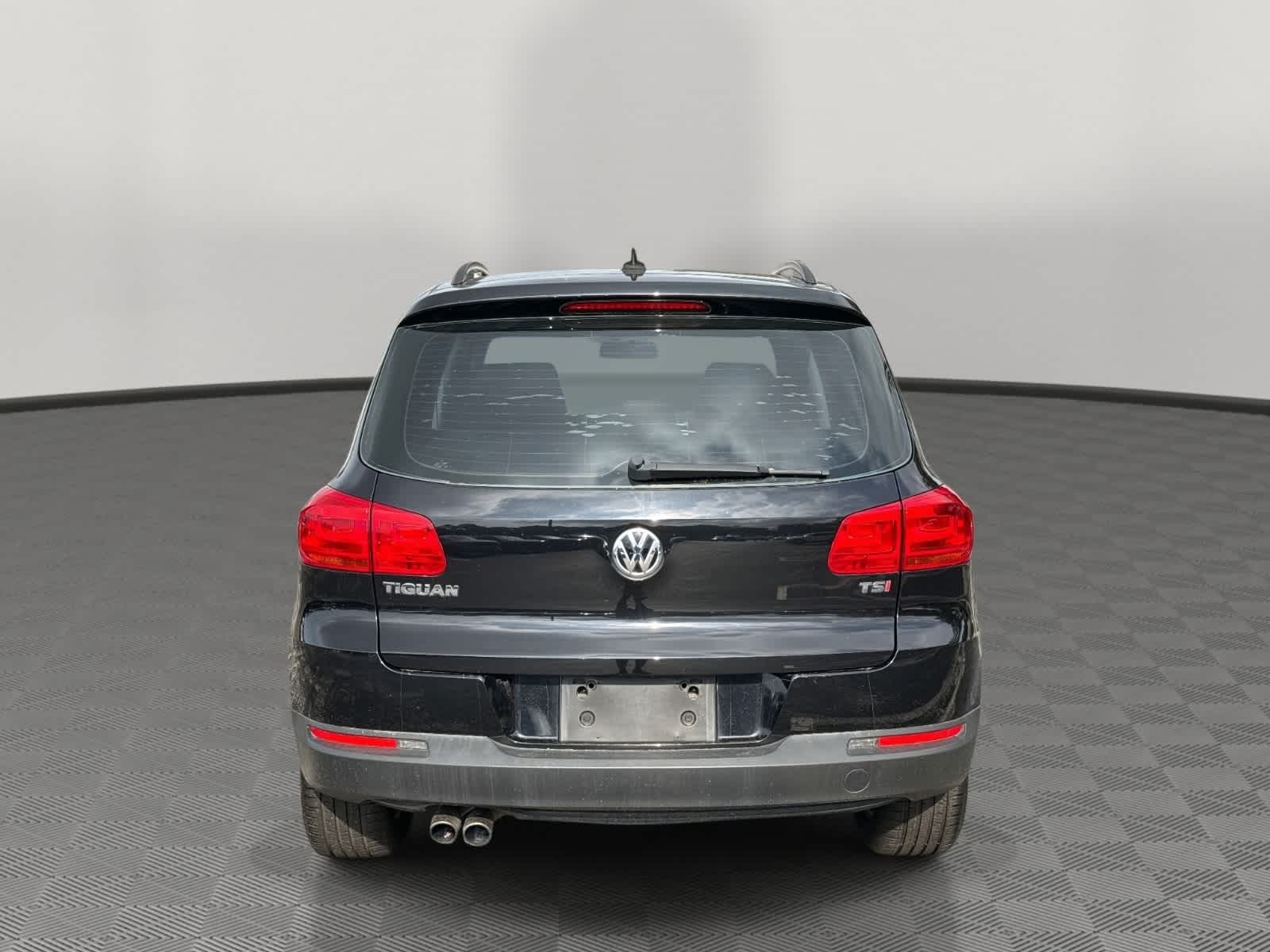 2017 Volkswagen Tiguan Base