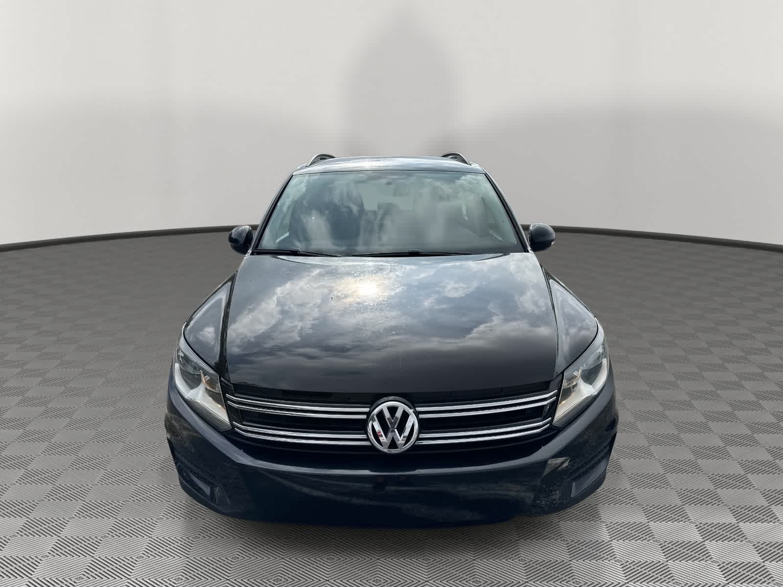 2017 Volkswagen Tiguan Base