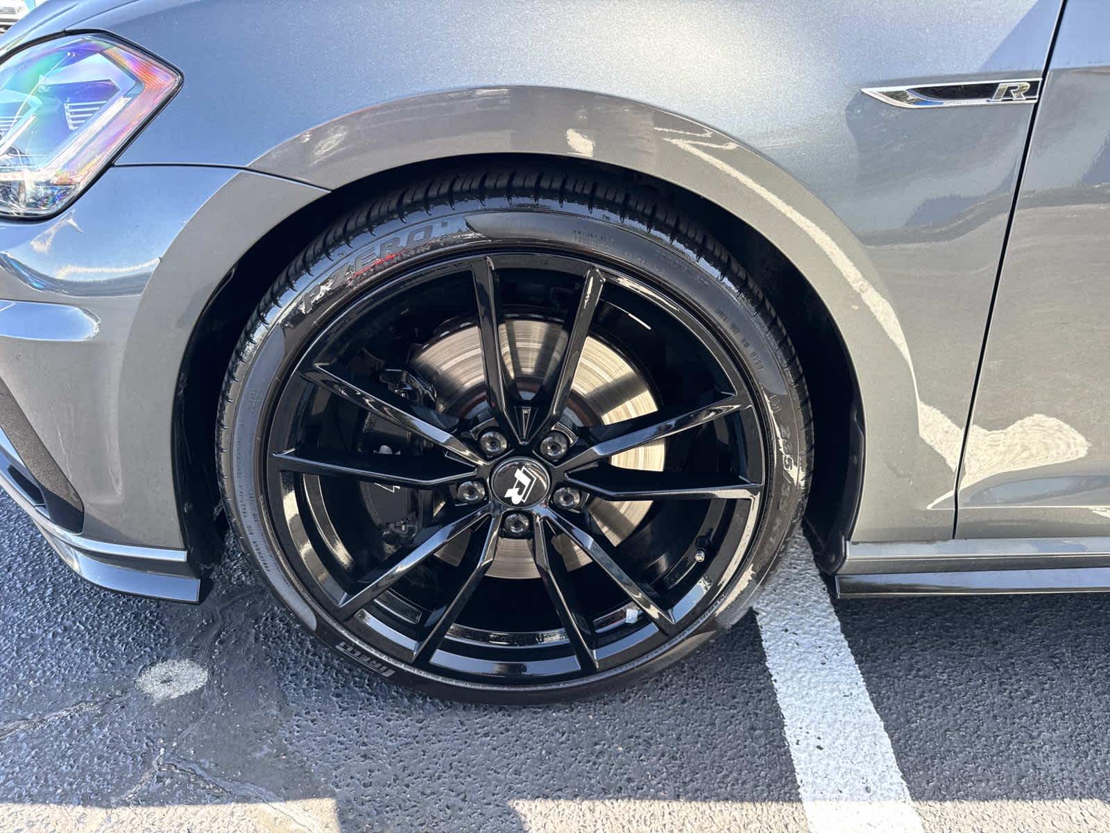 2019 Volkswagen Golf R Base