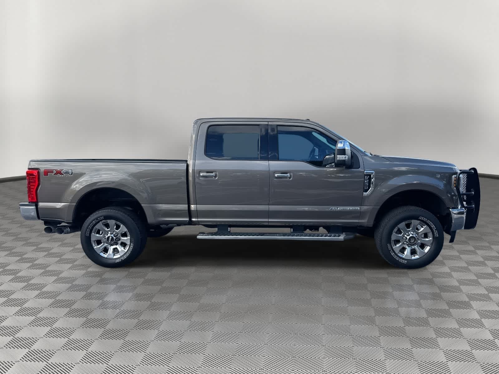 2018 Ford Super Duty F-250 SRW LARIAT