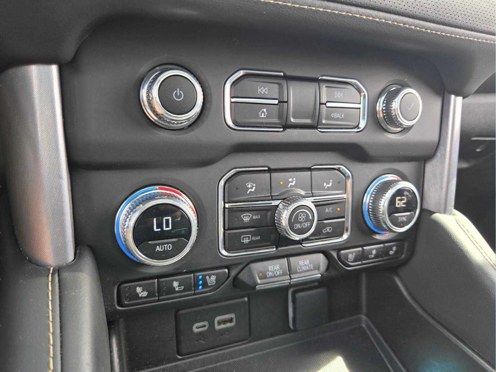 2023 GMC Yukon XL SLT